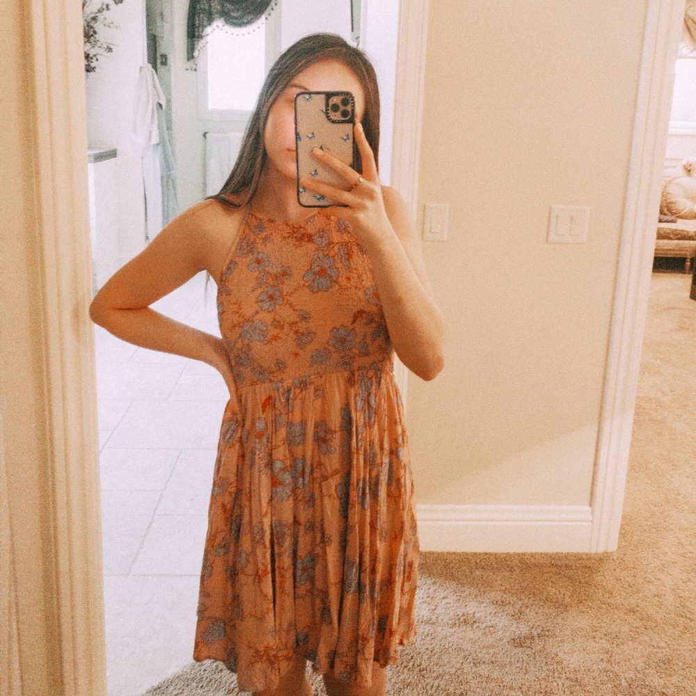 SOLD urban outfitters💫— pink halter top dress!!